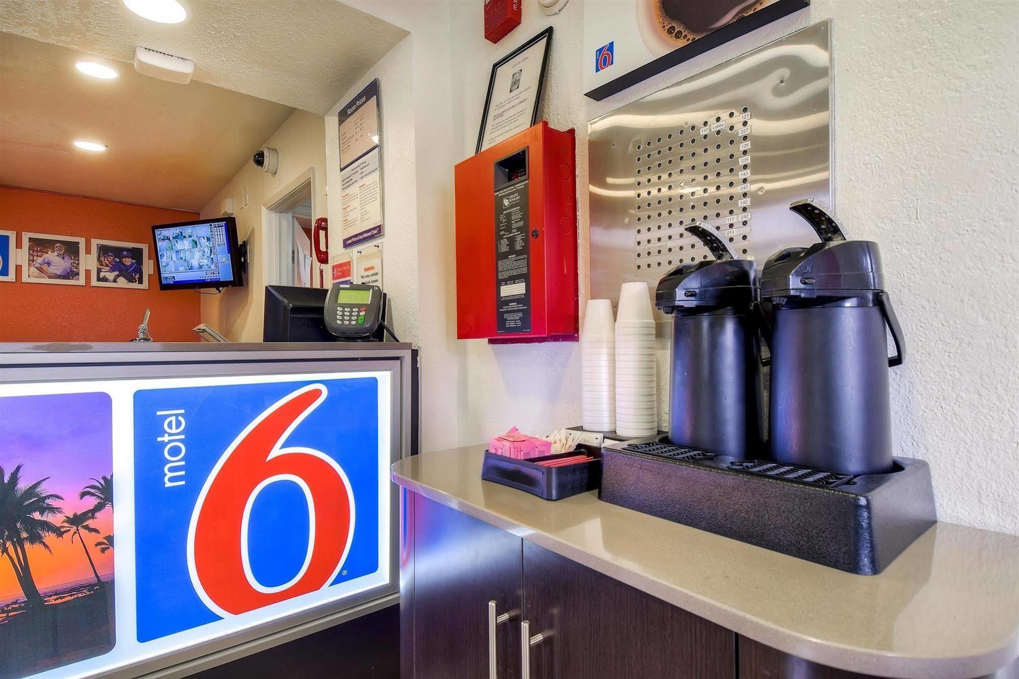 Motel 6-Chino, Ca - Los Angeles Area Εξωτερικό φωτογραφία