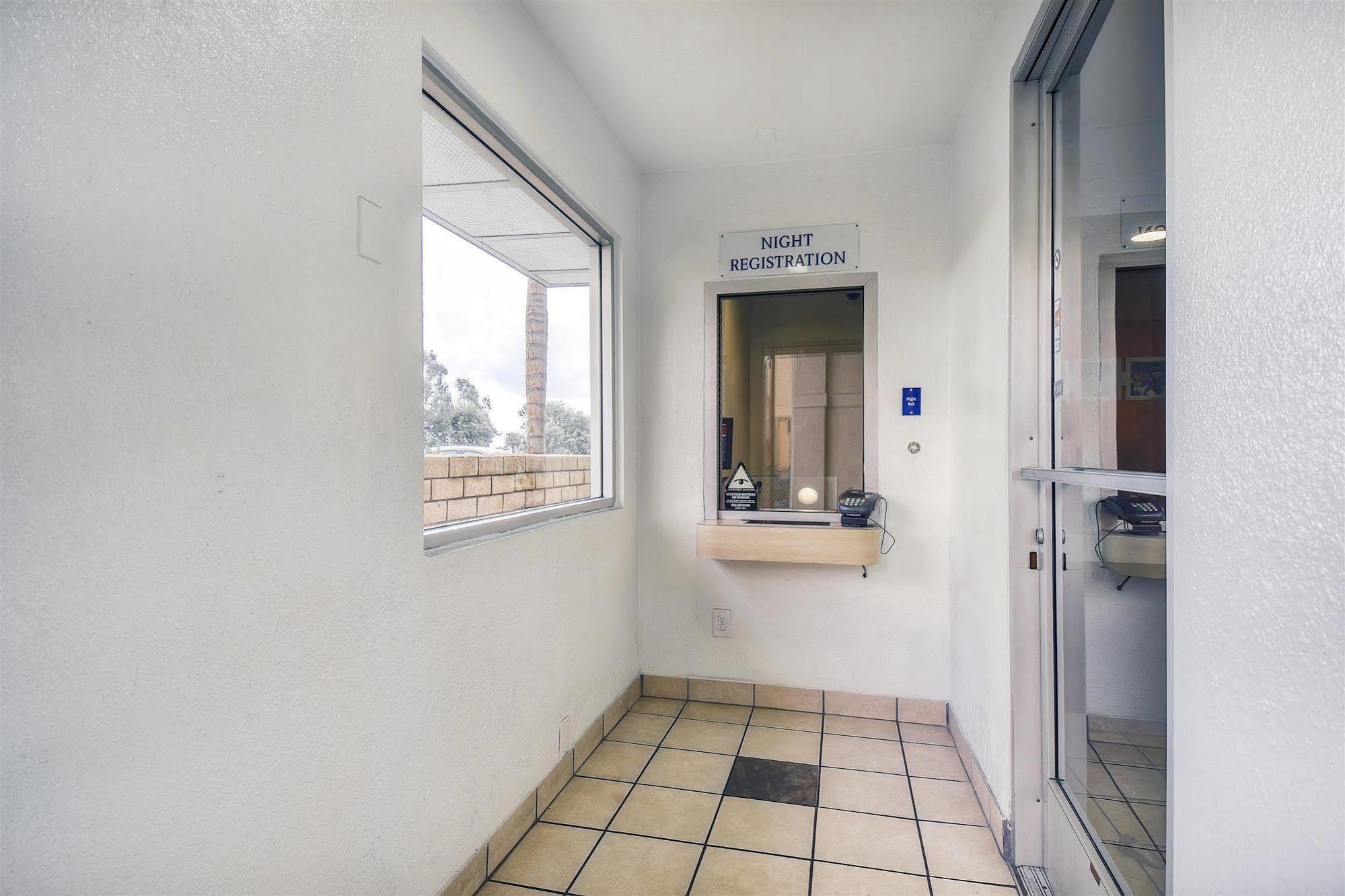 Motel 6-Chino, Ca - Los Angeles Area Εξωτερικό φωτογραφία